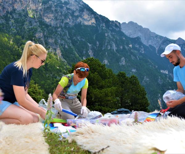 Picnic lunch in Tomori Holy Mount